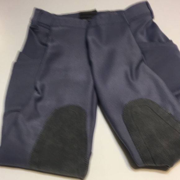 Breeches - Picture 8 of 9